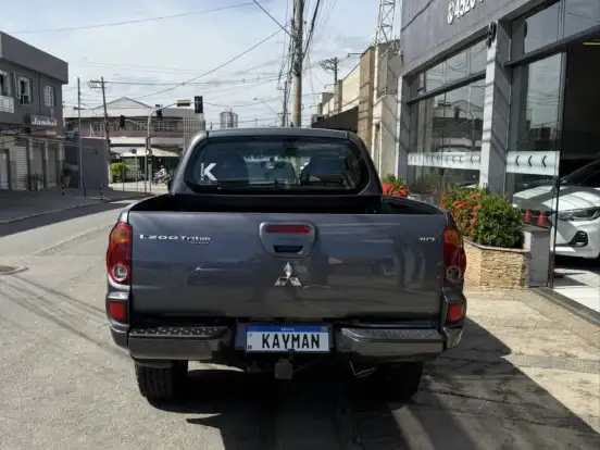 MITSUBISHI-L200 TRITON-3.2 HPE 4X4 CD 16V TURBO INTERCOOLER DIESEL 4P AUTOMÁTICO MITSUBISHI-L200 TRITON-2014