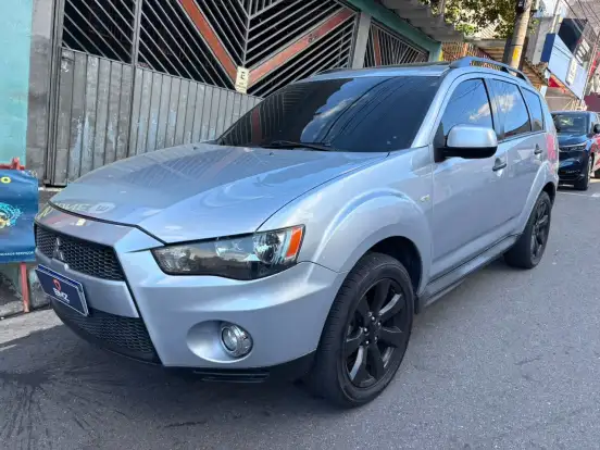 MITSUBISHI-OUTLANDER-2.0 16V GASOLINA 4P AUTOMÁTICO MITSUBISHI-OUTLANDER-2012