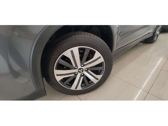 MITSUBISHI-OUTLANDER-2.0 MIVEC GASOLINA HPE AUTOMÁTICO MITSUBISHI-OUTLANDER-2021