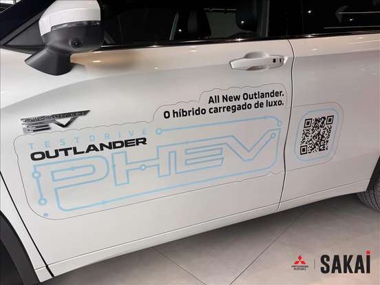 MITSUBISHI-OUTLANDER-2.4 PHEV SIGNATURE S-AWC DHT MITSUBISHI-OUTLANDER-2025
