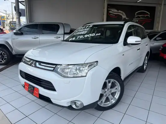 MITSUBISHI-OUTLANDER-2014