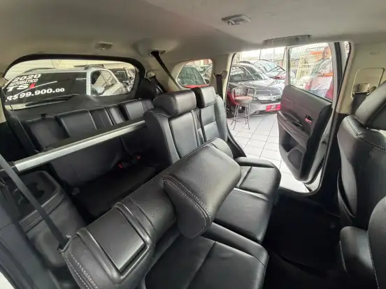 MITSUBISHI-OUTLANDER-3.0 GT 4X4 V6 24V GASOLINA 4P AUTOMÁTICO MITSUBISHI-OUTLANDER-2014