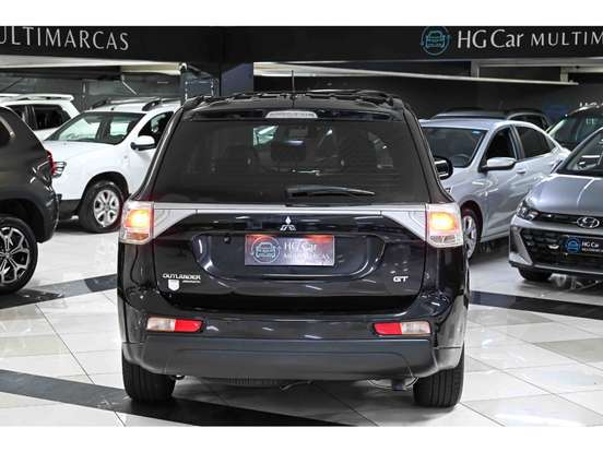 MITSUBISHI-OUTLANDER-3.0 GT 4X4 V6 24V GASOLINA 4P AUTOMÁTICO MITSUBISHI-OUTLANDER-2014