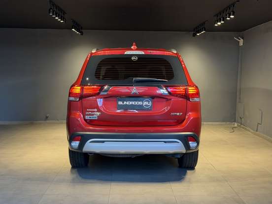 MITSUBISHI-OUTLANDER-3.0 MIVEC V6 GASOLINA HPE-S AWD AUTOMÁTICO MITSUBISHI-OUTLANDER-2018