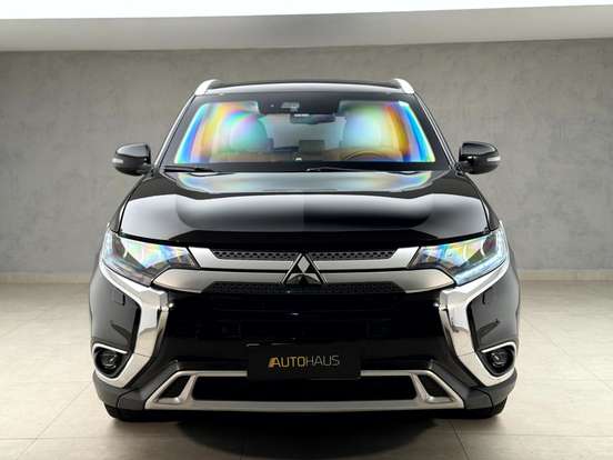 MITSUBISHI-OUTLANDER-3.0 MIVEC V6 GASOLINA HPE-S AWD AUTOMÁTICO MITSUBISHI-OUTLANDER-2019