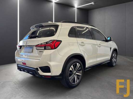 MITSUBISHI-OUTLANDER SPORT-2.0 MIVEC FLEX HPE AUTOMÁTICO MITSUBISHI-OUTLANDER SPORT-2021