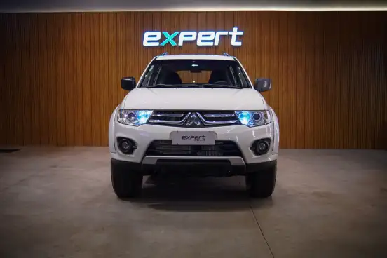 MITSUBISHI-PAJERO DAKAR-2015