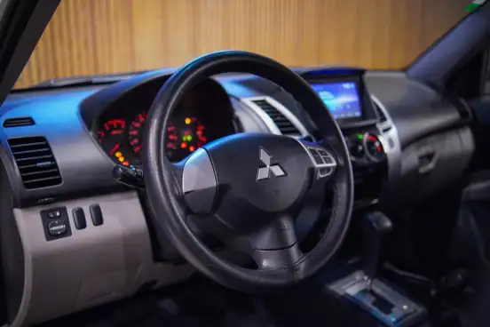 MITSUBISHI-PAJERO DAKAR-2015