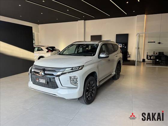 MITSUBISHI PAJERO SPORT 2.4 16V MIVEC TURBO DIESEL HPE AWD AUTOMÁTICO