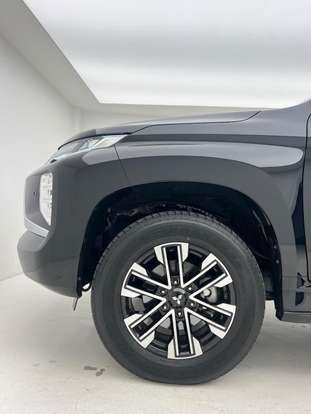 MITSUBISHI-PAJERO SPORT-2023