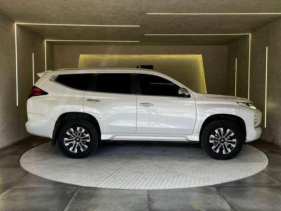 MITSUBISHI-PAJERO SPORT-2023