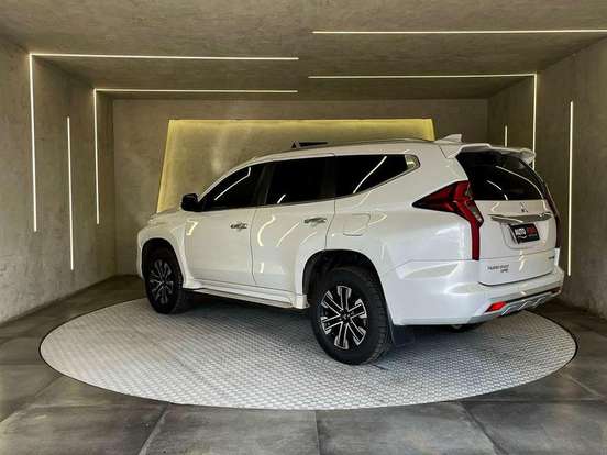 MITSUBISHI-PAJERO SPORT-2.4 16V MIVEC TURBO DIESEL HPE-S AWD AUTOMÁTICO MITSUBISHI-PAJERO SPORT-2023