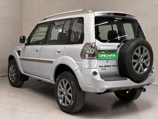 MITSUBISHI-PAJERO TR4-2012