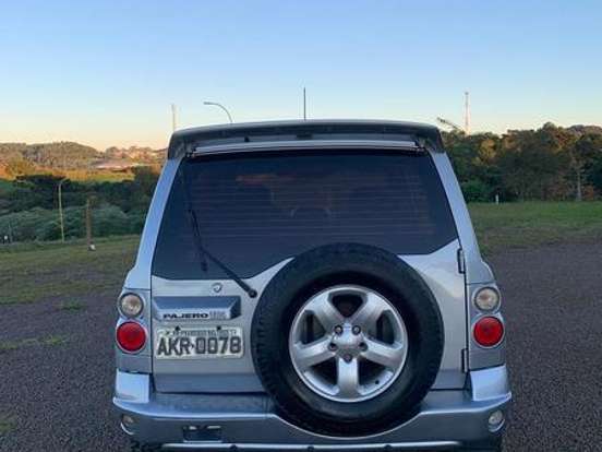 MITSUBISHI-PAJERO TR4-2.0 4X2 16V GASOLINA 4P AUTOMÁTICO MITSUBISHI-PAJERO TR4-2006