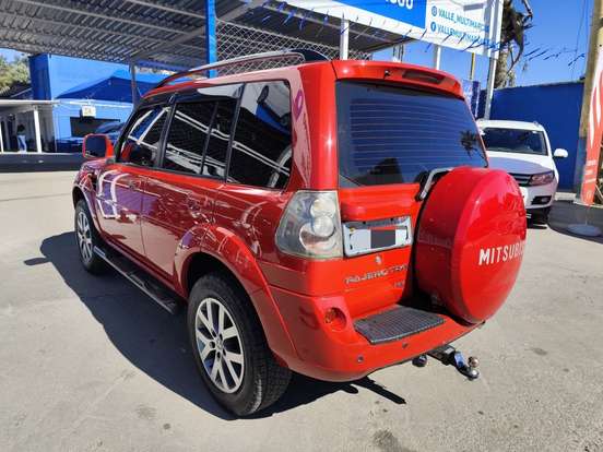MITSUBISHI-PAJERO TR4-2012