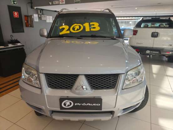 MITSUBISHI-PAJERO TR4-2.0 4X4 16V 140CV FLEX 4P AUTOMÁTICO MITSUBISHI-PAJERO TR4-2012