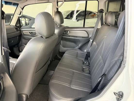 MITSUBISHI-PAJERO TR4-2.0 4X4 16V 140CV FLEX 4P AUTOMÁTICO MITSUBISHI-PAJERO TR4-2012