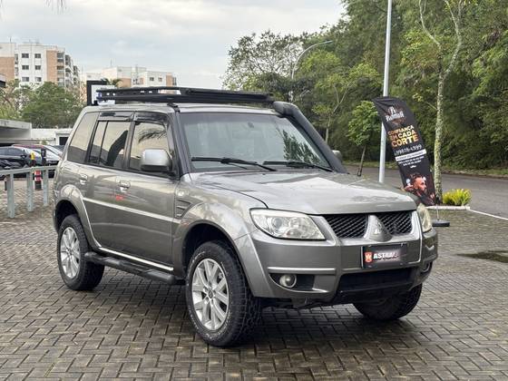 MITSUBISHI PAJERO TR4 2.0 4X4 16V 140CV FLEX 4P AUTOMÁTICO