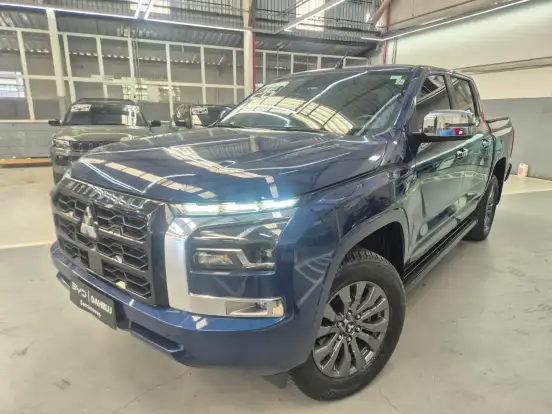 MITSUBISHI-TRITON-2025