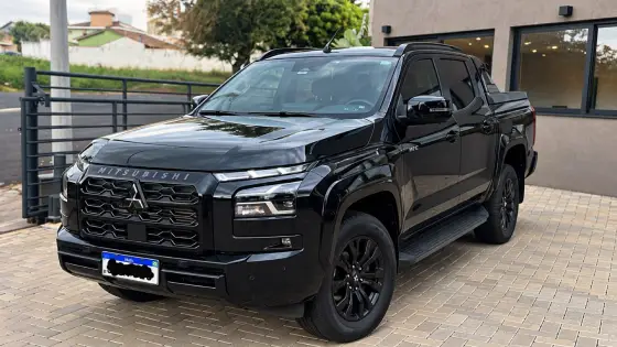 MITSUBISHI TRITON 2.4 BITURBO DIESEL CD KATANA 4X4 AUTOMÁTICO