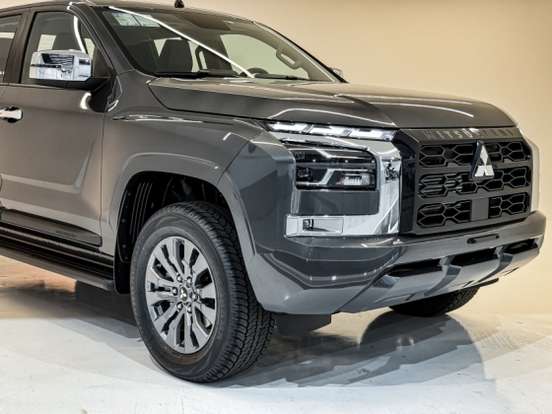MITSUBISHI-TRITON-2.4 BITURBO DIESEL CD HPE 4X4 AUTOMÁTICO MITSUBISHI-TRITON-2026