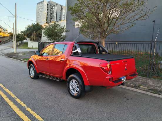 MITSUBISHI-L200 TRITON-2015