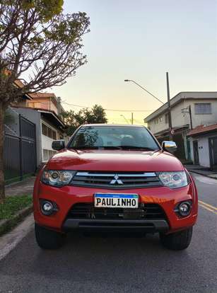 MITSUBISHI-L200 TRITON-3.5 HPE 4X4 CD V6 24V FLEX 4P AUTOMÁTICO MITSUBISHI-L200 TRITON-2015