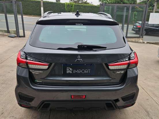 MITSUBISHI-OUTLANDER-2.0 MIVEC GASOLINA HPE AUTOMÁTICO MITSUBISHI-OUTLANDER-2021