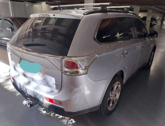 MITSUBISHI-OUTLANDER-3.0 GT 4X4 V6 24V GASOLINA 4P AUTOMÁTICO MITSUBISHI-OUTLANDER-2014