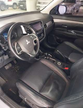 MITSUBISHI-OUTLANDER-3.0 GT 4X4 V6 24V GASOLINA 4P AUTOMÁTICO MITSUBISHI-OUTLANDER-2014