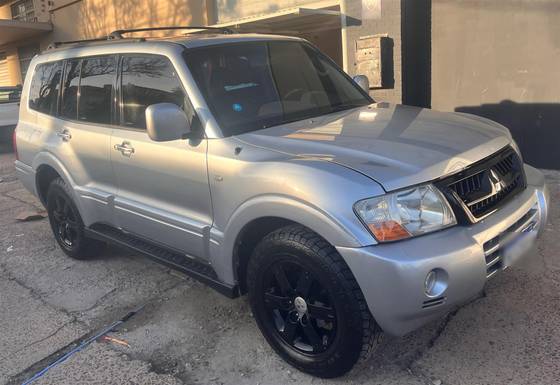 MITSUBISHI PAJERO FULL 3.2 GLS 4X4 16V TURBO INTERCOOLER DIESEL 4P AUTOMÁTICO