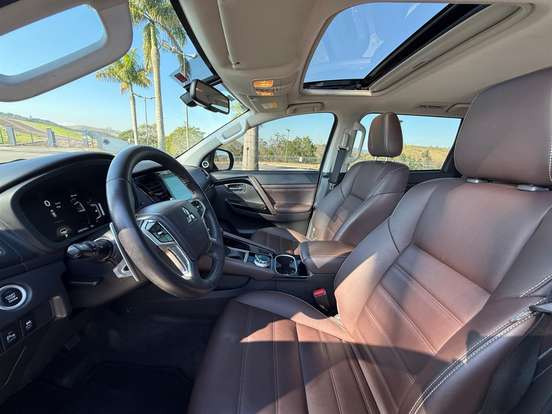 MITSUBISHI-PAJERO SPORT-2024