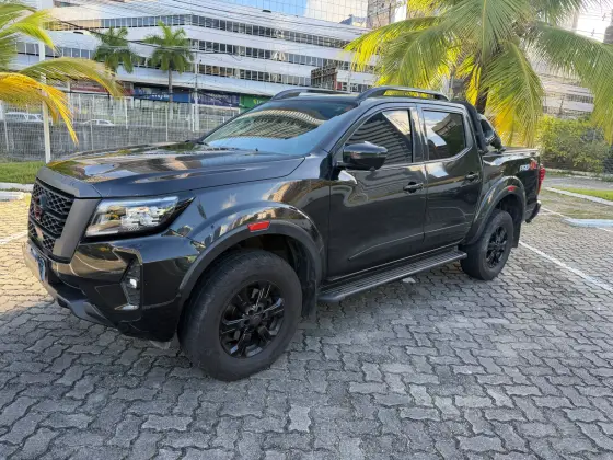 NISSAN FRONTIER 2.3 16V TURBO DIESEL PRO4X CD 4X4 AUTOMÁTICO