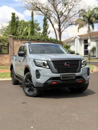 NISSAN FRONTIER 2.3 16V TURBO DIESEL PRO4X CD 4X4 AUTOMÁTICO