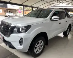 NISSAN FRONTIER 2.3 16V TURBO DIESEL SE CD 4X4 AUTOMÁTICO NISSAN FRONTIER 2.3 16V TURBO DIESEL SE CD 4X4 AUTOMÁTICO