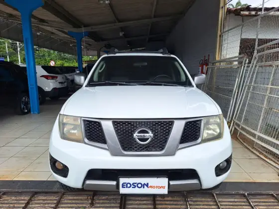 NISSAN FRONTIER 2.5 SV ATTACK 4X4 CD TURBO ELETRONIC DIESEL 4P MANUAL