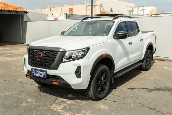 NISSAN-FRONTIER-2023