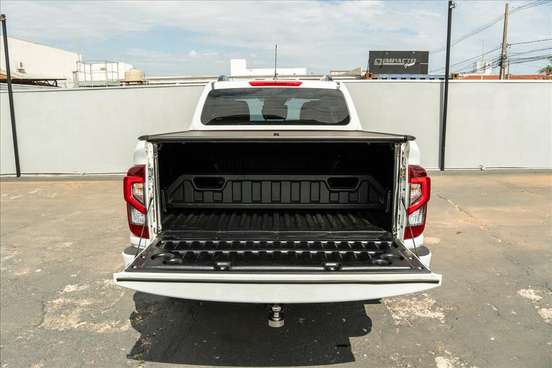 NISSAN-FRONTIER-2023