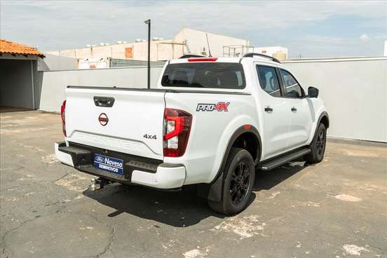 NISSAN-FRONTIER-2.3 16V TURBO DIESEL PRO4X CD 4X4 AUTOMÁTICO NISSAN-FRONTIER-2023
