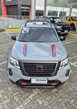NISSAN FRONTIER 2.3 16V TURBO DIESEL PRO4X CD 4X4 AUTOMÁTICO