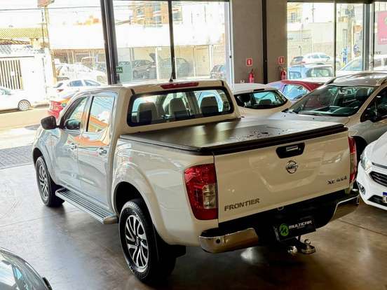 NISSAN-FRONTIER-2.3 16V TURBO DIESEL XE CD 4X4 AUTOMÁTICO NISSAN-FRONTIER-2021