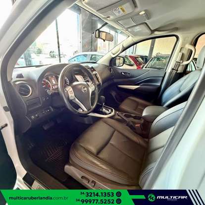 NISSAN-FRONTIER-2021