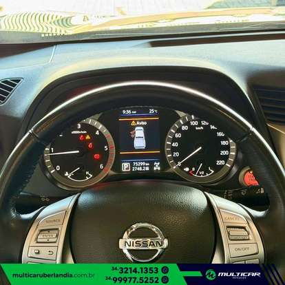 NISSAN-FRONTIER-2021