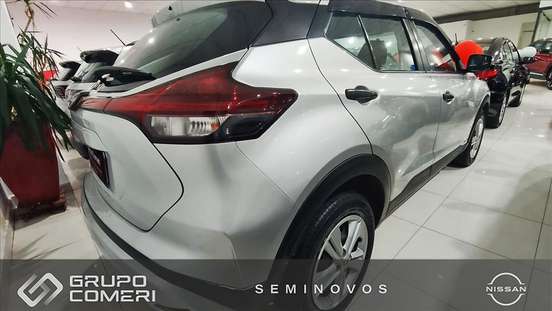 NISSAN-KICKS-2023