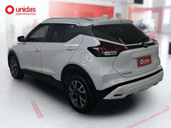 NISSAN-KICKS-2024