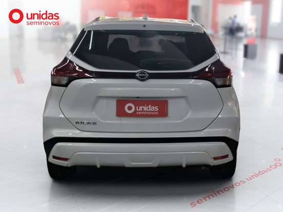 NISSAN-KICKS-2024