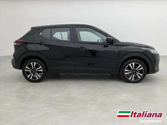 NISSAN-KICKS PLAY-2025