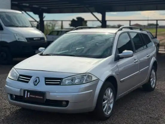 NISSAN-LIVINA-1.6 16V FLEX 4P MANUAL NISSAN-LIVINA-2012
