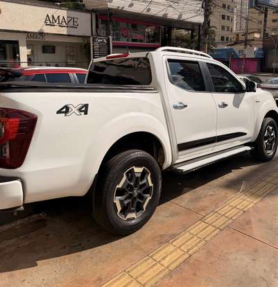 NISSAN-FRONTIER-2022