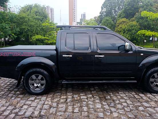 NISSAN-FRONTIER-2.5 LE 4X4 CD TURBO ELETRONIC DIESEL 4P AUTOMÁTICO NISSAN-FRONTIER-2011